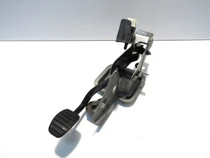 RENAULT CLIO MK4 2013-16 BRAKE PEDAL (1.5l 8v DCI K9K628) 465016701R       Q9754 - Picture 1 of 10