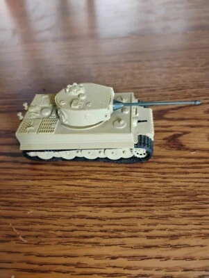Modelo plástico tanque tigre alemán escala 1/72 Foto 1 de 4