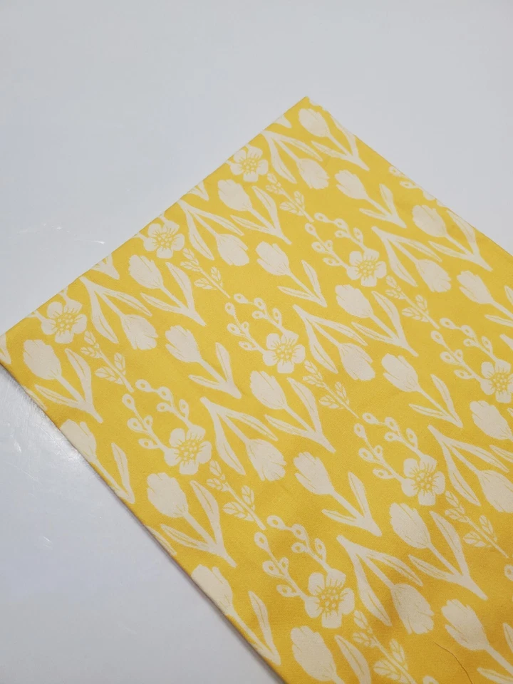 Sarah Jane Fabric Sommer Tulips Yellow Low Volume Sew Quilt OOP FAT QUARTER - Image 1 of 1