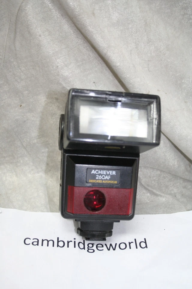DEDICATED BOUNCE  ELECTRONIC ZOOM FLASH for MINOLTA CAMERAS by ACHIEVER - Image 1 of 1