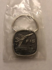 Mcdonnell Douglas F-15 Eagle Fighter Jet Vintage Keychain - Picture 1 of 3