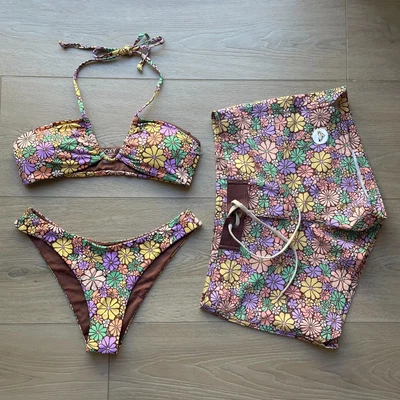 NUEVO Conjunto de Pantalones Cortos Roxy Para Mujer Pequeño Floral Halter Bikini Parte Superior Inferior a Juego Foto 1 de 4
