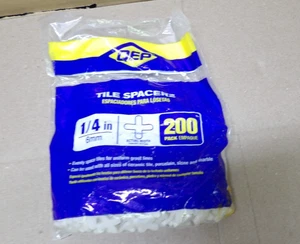 QEP Espaciadores de pisos de baldosas tradicionales de pared de piso de 1/4”/6 mm - 200 piezas - Imagen 1 de 5