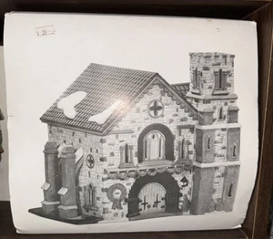 Department 56 Dickens Village Series 5821-1 Whittlesbourne Church with Box - Picture 1 of 4