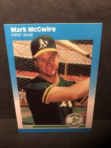 1987 Fleer Update Baseball Mark McGwire Rc Card Oakland A’s - Picture 1 of 3