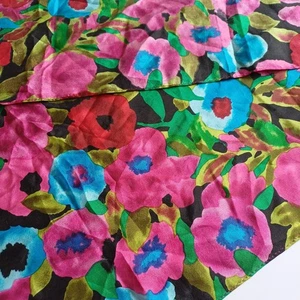 Scarf with floral pattern Crepe de Chine, 60x10 in - Picture 1 of 4