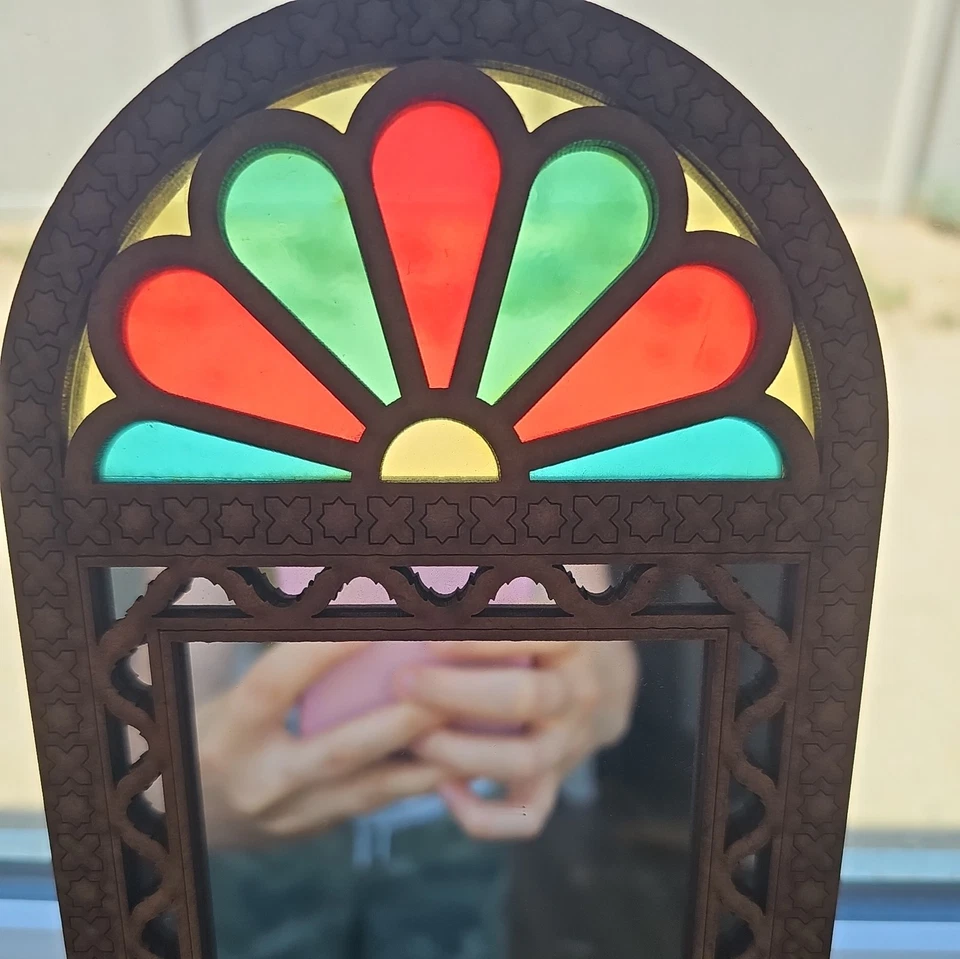 Espejo de pared decorativo estilo persa soporte para llaves con ganchos gancho para abrigo Foto 1 de 4