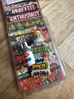 Citizen Brick NYCC 2024 Exclusive Graffiti Enthusiast Custom Minifigure - Image 1 of 4