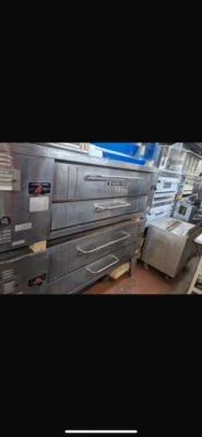 HORNOS DE PIZZA DE GAS NAT DE DOBLE CUBIERTA Bakers Pride y-602 6 tartas sin envío reacondicionados Foto 1 de 4