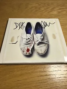 Sleigh Bells : Reign Of Terror. UK 2012 CD. Fully Signed By Band. - Picture 1 of 3