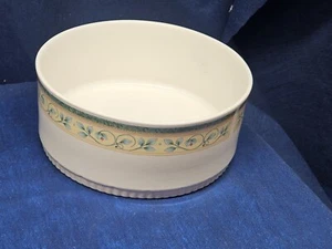 2000, Pfaltzgraff French Quarter 2.5 Qt. Round Casserole Baker Lid Not Included - Picture 1 of 5