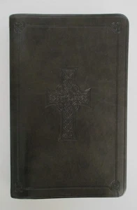 English Standard Version Holy Bible by Crossway Black Leather Ultra Thin - Bild 1 von 8