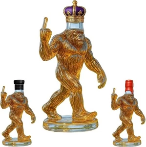  Lustige Bigfoot Whiskyflasche, gravierte Glaskaraffe in Sasquatch-Form - Bild 1 von 9