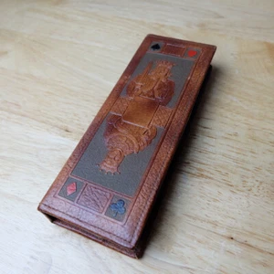 Vintage Double Deck Playing Card Leather Holder Exterior Embossed King & Queen - Picture 1 of 14