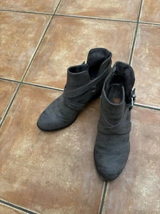 Ladies Blowfish Size 6 Grey Heeled Boots - Picture 1 of 6