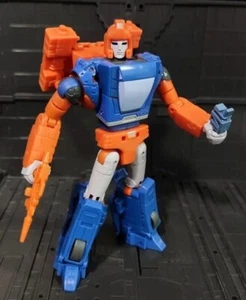 Transformers Legacy DION Complete Deluxe Evolution Generations - Picture 1 of 5