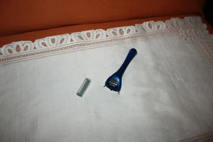 Wilkinson Protector 3 Razor Uchwyt golarki do golenia Używany Use - Picture 1 of 6