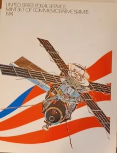 Vintage 1974 Set Nuovo di Stato Collezione Commemorativa Annuario USPS Album con Francobolli - Foto 1 di 6