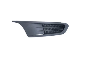 2011-2014 Volkswagen Jetta Front Passenger Side Bumper Insert Fog Light Cover - Picture 1 of 7