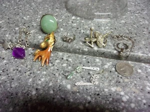H54 jewelry lot rings , pins earrings etc - Picture 1 of 4