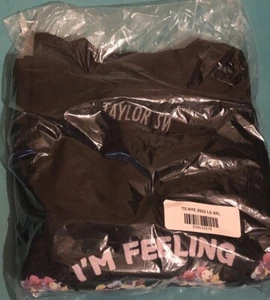 Taylor Swift - I'm feeling 2022 long sleeve t-shirt- 4XL- SHIPS Fast - Picture 1 of 4