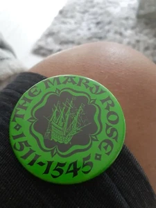 Mary Rose (green) Vintage Badge - Picture 1 of 2