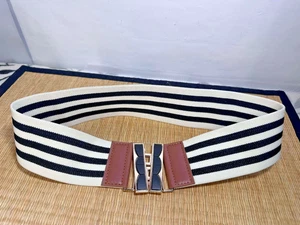 Schwarz-weiß gestreifter elastischer Taillengürtel cognac Kunstleder Interlock Schnalle - Bild 1 von 7