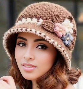 WOMENS HAT- Brown Crochet Hat w/Floral and Leaf Appliques & Faux Pearl Acc - Picture 1 of 3