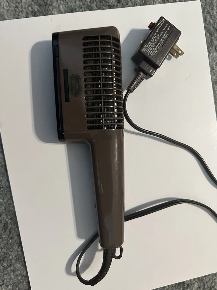 Secador de pelo profesional Vidal Sassoon 1600 vatios Foto 1 de 1