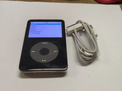 Apple iPod Classic 5-го поколения 30GB черный - б/у состоянии - Изображение 1 из 3