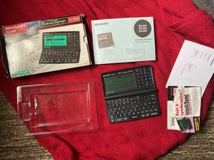 Sharp ZQ-640 512KB Electronic Organizer - Boxed - faded Screen - Sold as seen - Picture 1 of 16
