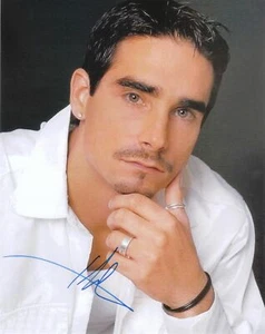 Foto autografiada firmada de Kevin Richardson de los Backstreet Boys de 8x10". - Imagen 1 de 1