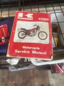 KAWASAKI MOTORCYCLE SERVICE MANUAL. KZ250-C1/D1/G1, Dealer Workshop. May1980 - Picture 1 of 1