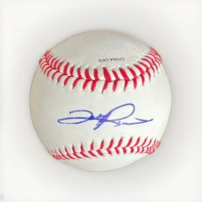 Balón de cuero firmado por Quinn Priest de la Liga Oficial Piratas Foto 1 de 2