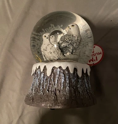 Musical - 🦉 “ANIMAL SNOW GLOBE" 🦉 - Walmart Inc-We Wish You A Merry Christmas  - Image 1 of 4