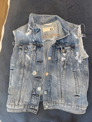Rag’n’Bone ladies brand new extra small distressed denim Vest XS - Image 1 of 4
