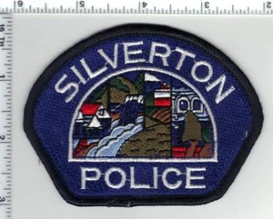 Parche de hombro Silverton Police (Oregón) de la década de 1980 - Imagen 1 de 1