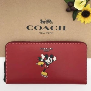 COACH x Disney collab (Mickey) long wallet CM210 Elect. Red Multi outlet - Bild 1 von 10