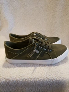 Jenn Ardor Canvas Shoes Green/olive Green Color Size 11 - Picture 1 of 7