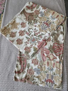 Pottery Barn Paisley Floral Birds Table Runner Size 18" x 108" - Picture 1 of 4