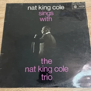 NAT KING COLE SINGS WITH THE NAT KING COLE TRIO 1970 GB VINYL LP ALBUM MFP 1129 - Imagen 1 de 8