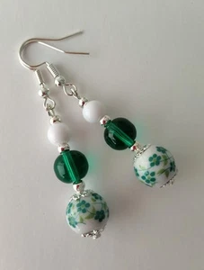 Drop / Dangle Earrings - Oriental Green & White Flowers - Silver Plated - Picture 1 of 6