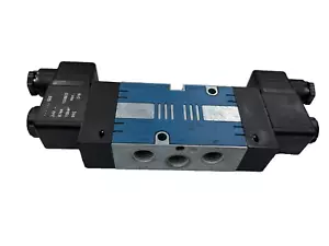 Rexroth 5776220220 CD7 Elettrovalvola pneumatica direzionale 5/2 vie M14X1 24V DC - Foto 1 di 3