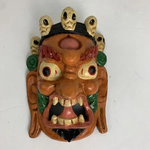 Maschera in legno mahakala buddista tibetano intagliata a mano decorazione parete da appendere rossa - Foto 1 di 7