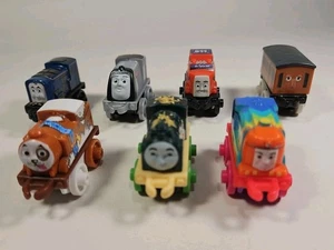 7 Thomas Train Friends Minis Sydney Clarabel Flynn Spencer Thomas mehr - Bild 1 von 9