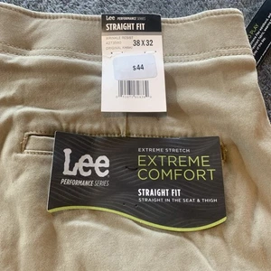 Lee Herren Extreme Comfort Motion Khaki Hose Gr. 38x32 Neu mit Etikett Straight Fit - Bild 1 von 14