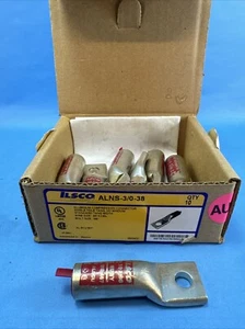 BOX OF 7 ILSCO CLND-3/0-38 COMPRESSION LUGS 3/8" (AA5) - Picture 1 of 3
