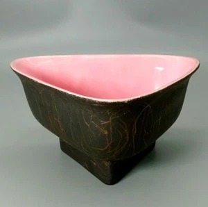 Maddox Of California #105 Vintage 1950s Triangular Dish, Pink, Black, Gold Hairs - Picture 1 of 12
