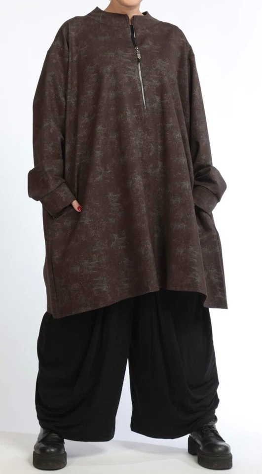 PLUS SIZE BROWN 2 POCKETS ZIP NECK OVERSIZED WARM LONG TUNIC Size 28-34 - Image 1 of 4