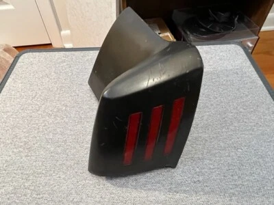 1969 Pontiac Grand Prix tampa de extensão traseira quarto - Imagem 1 de 3